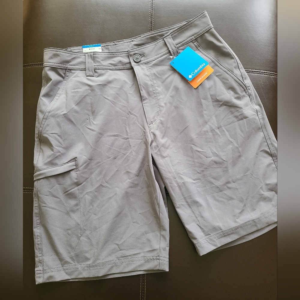 Columbia Men's Gray Shorts